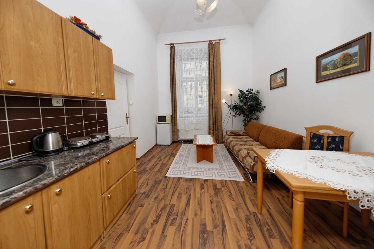 Apartments U Cisare Praga Exterior foto